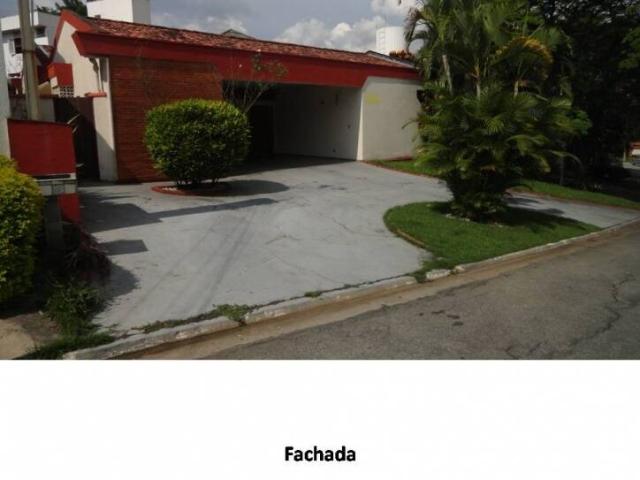 #101 - Casa em condomínio para Locação em Santana de Parnaíba - SP - 1